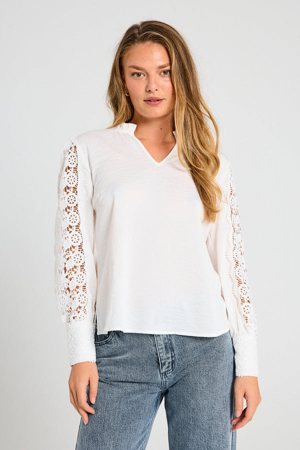 Freequent FQESSA Blouse 205567 - Long Sleeve Blouse with Lace Details